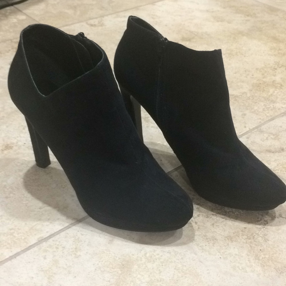 Nine West booties